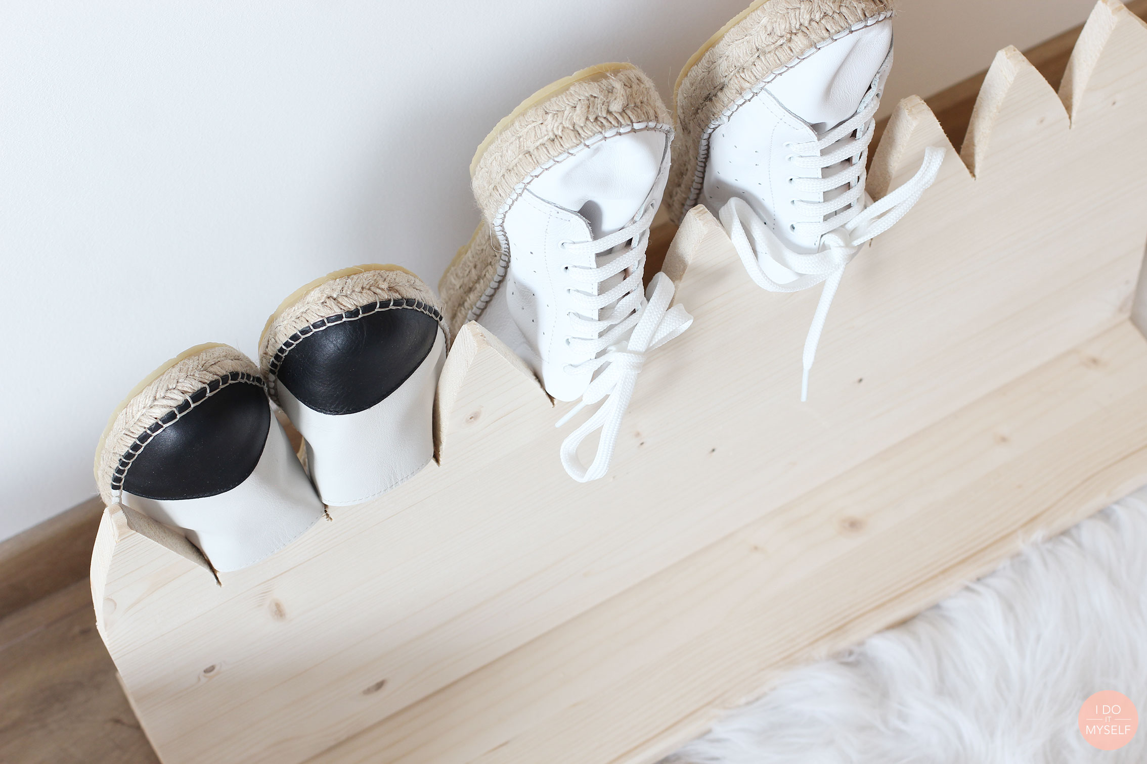 DIY shoes storage