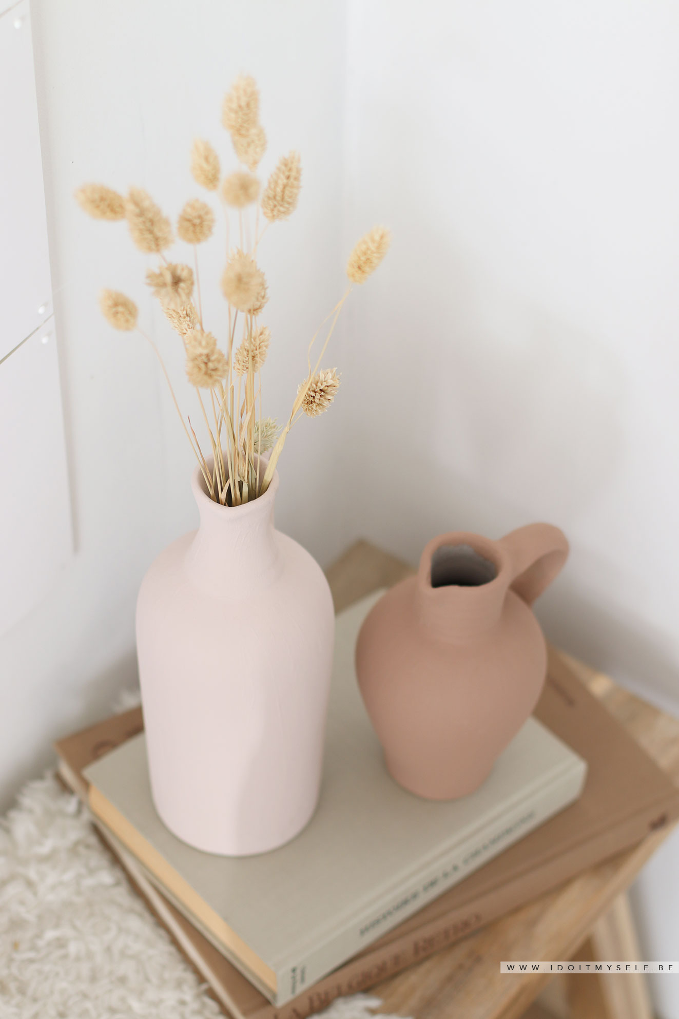 Tuto : comment customiser des vases avec de la peinture aérosol ?