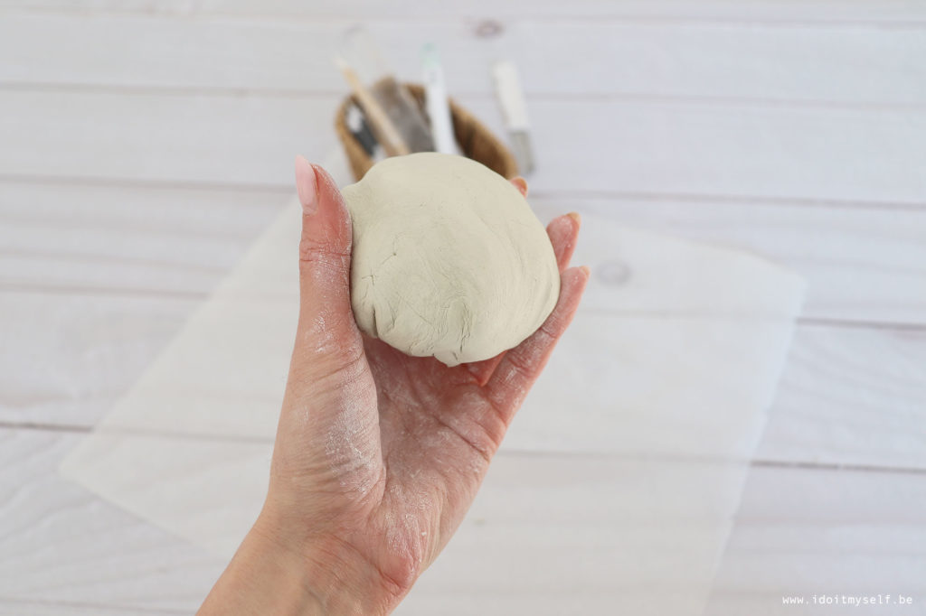 boule argile diy