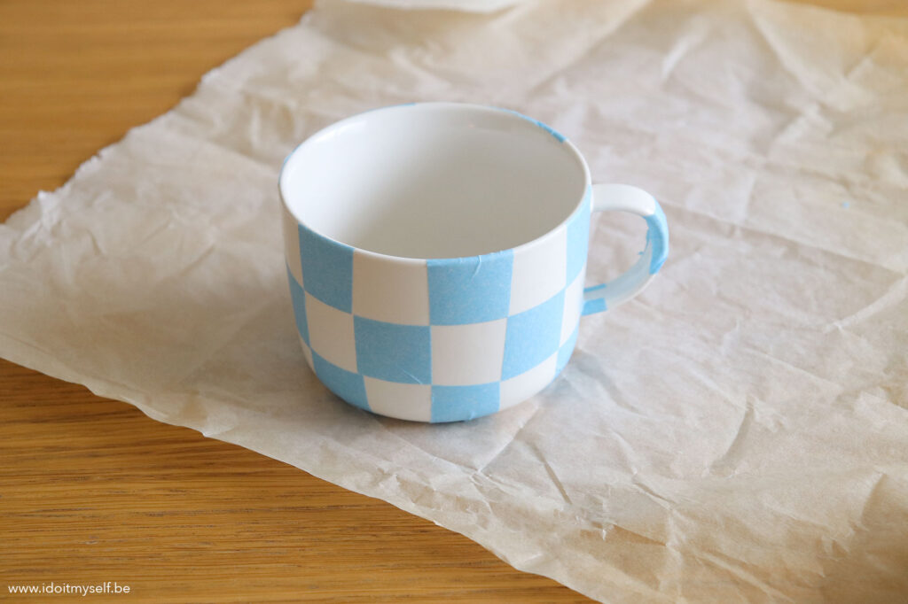 tasse damier bleu tape 