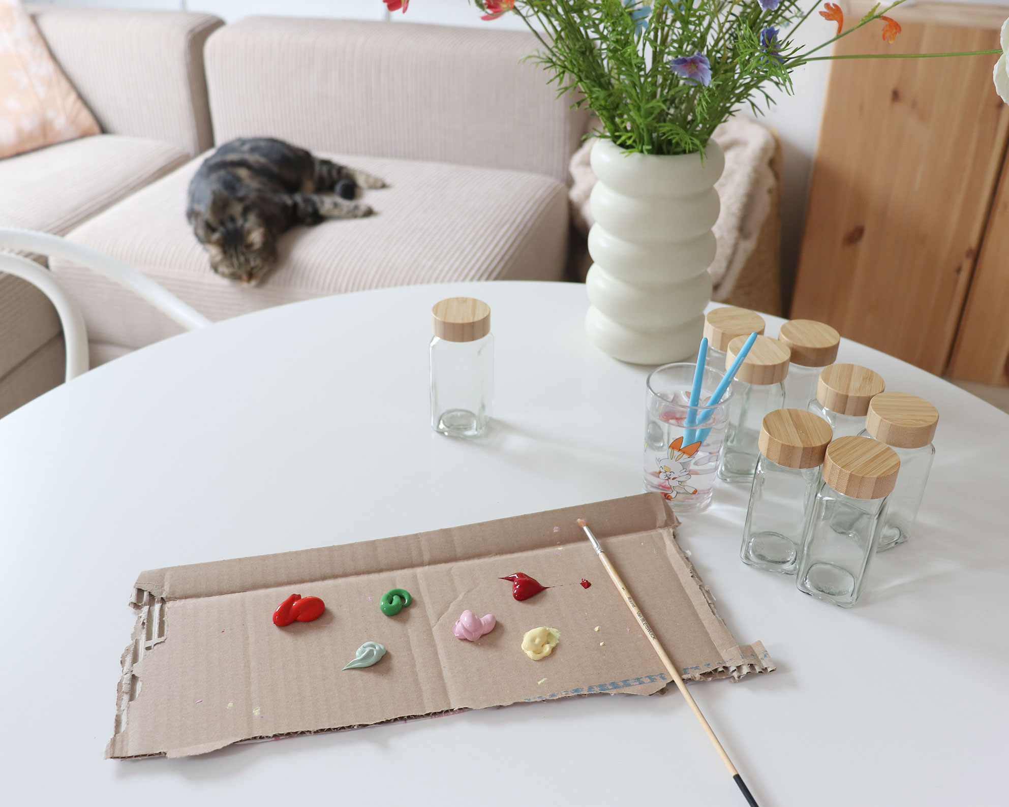 bocaux épinces peinture